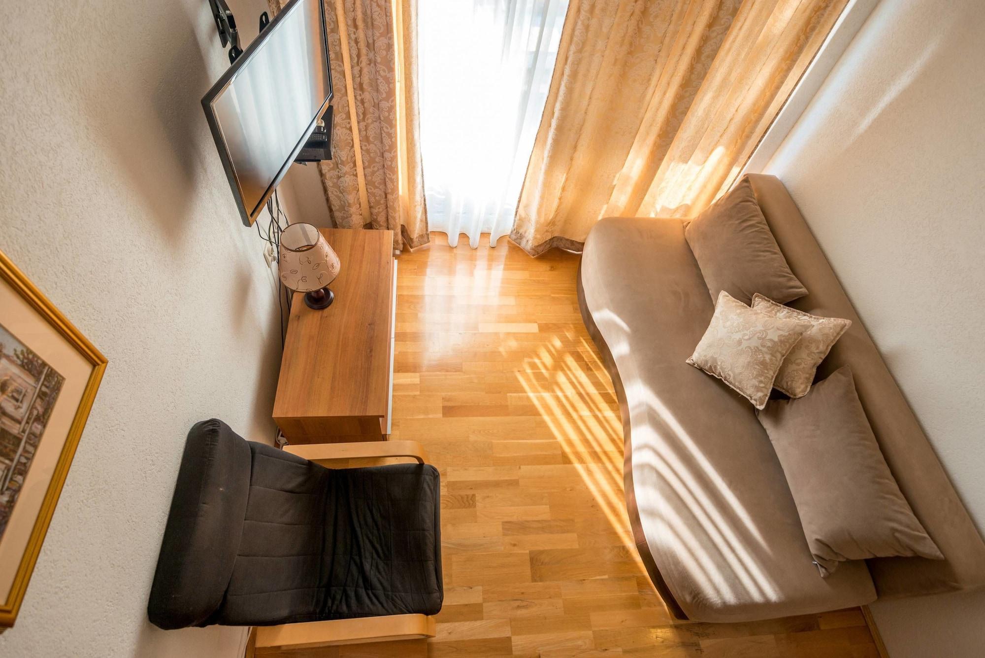 Apartments Ivardic Cattaro Esterno foto