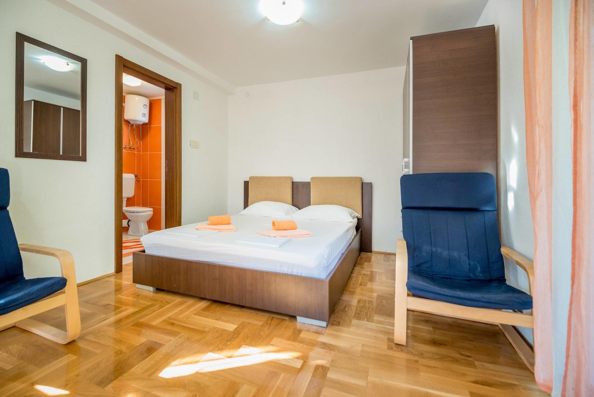 Apartments Ivardic Cattaro Esterno foto